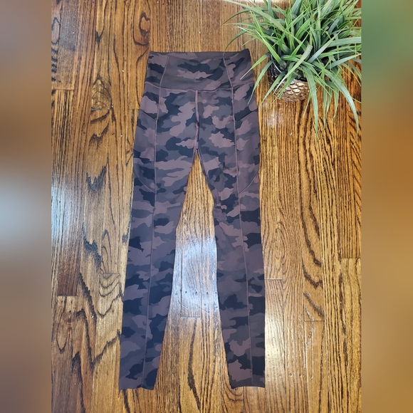 Lululemon Invigorate High Rise Military Print Leggings - Picture 4 of 9